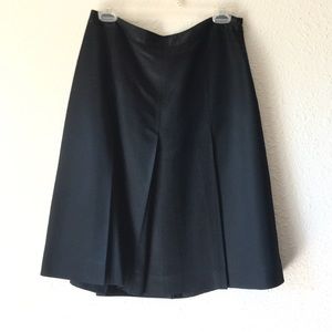 Banana Republic Black Silk Skirt w/Drop Pleats